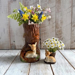 Set composto da vaso e portastuzzicadenti Hornsea Pottery modello Fawn; decorazione vintage a tema bosco.