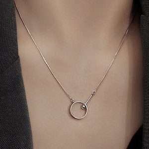 Linked Circle Necklace, eternity necklace, mother gift, gifts for mom, necklaces for women, dainty silver necklaces for women, birthday gift
