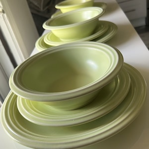 Vintage Pfaltzgraff Terrace Pistachio