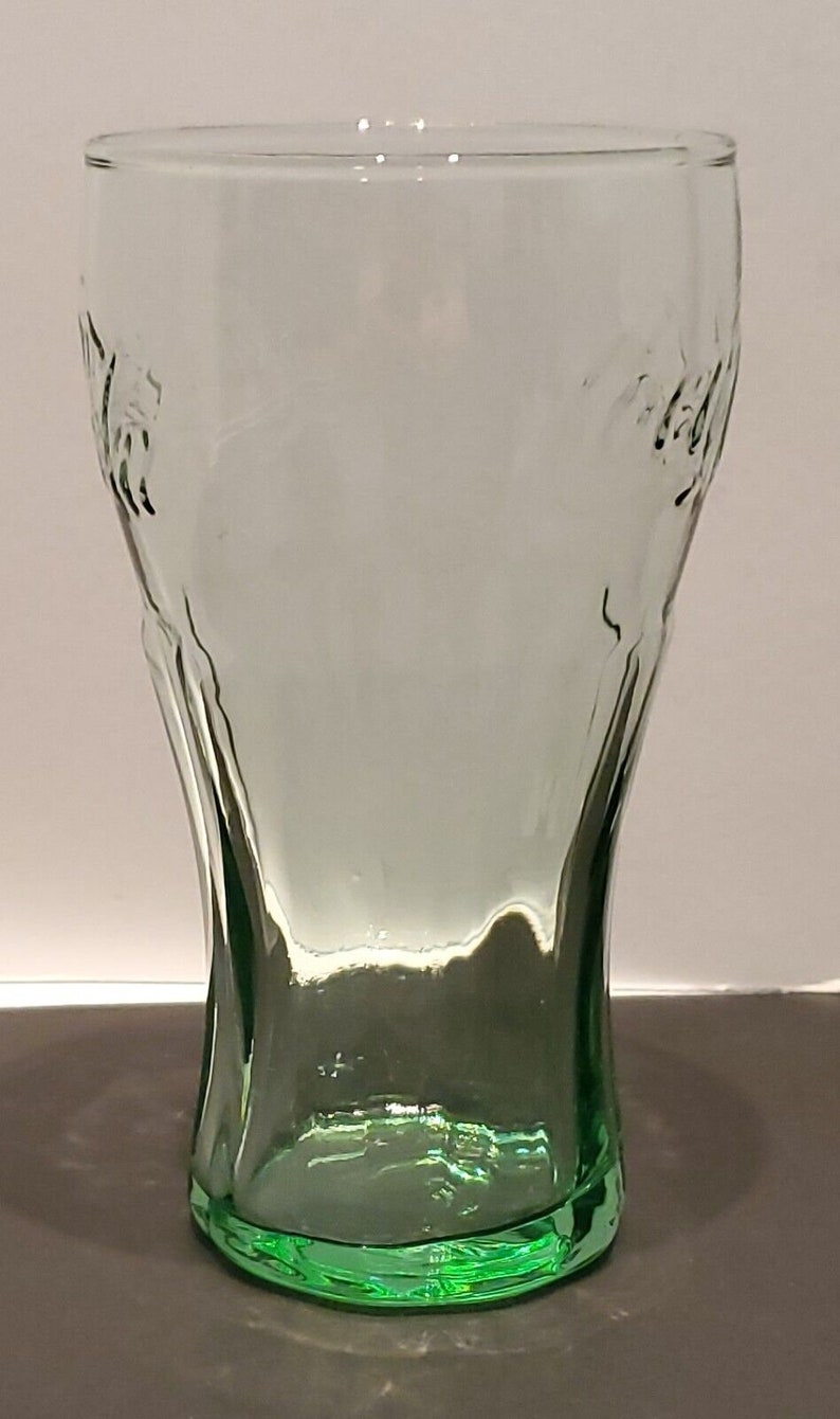 VINTAGE COCA-COLA Glas grün geprägt 11 cm sehr guter Zustand 6 Unzen Bild 3