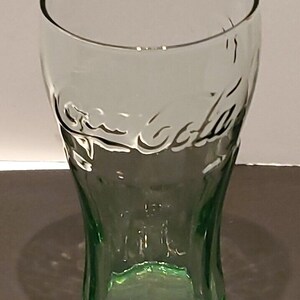 VINTAGE COCA-COLA Glas grün geprägt 11 cm sehr guter Zustand 6 Unzen Bild 7