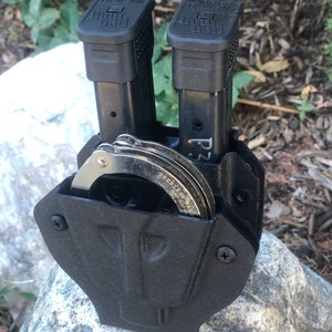 Handcuff Carrier with Double Leo-Style Magazine Carrier- MOLLE locks