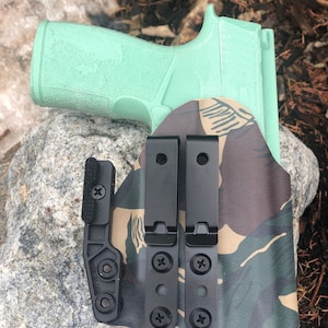 Prodigy 4.25” IWB Holster - Optic Cut - Flashlight Compatible - Adjustable Retention - Kydex Construction - Metal Clips - Tuckable Design