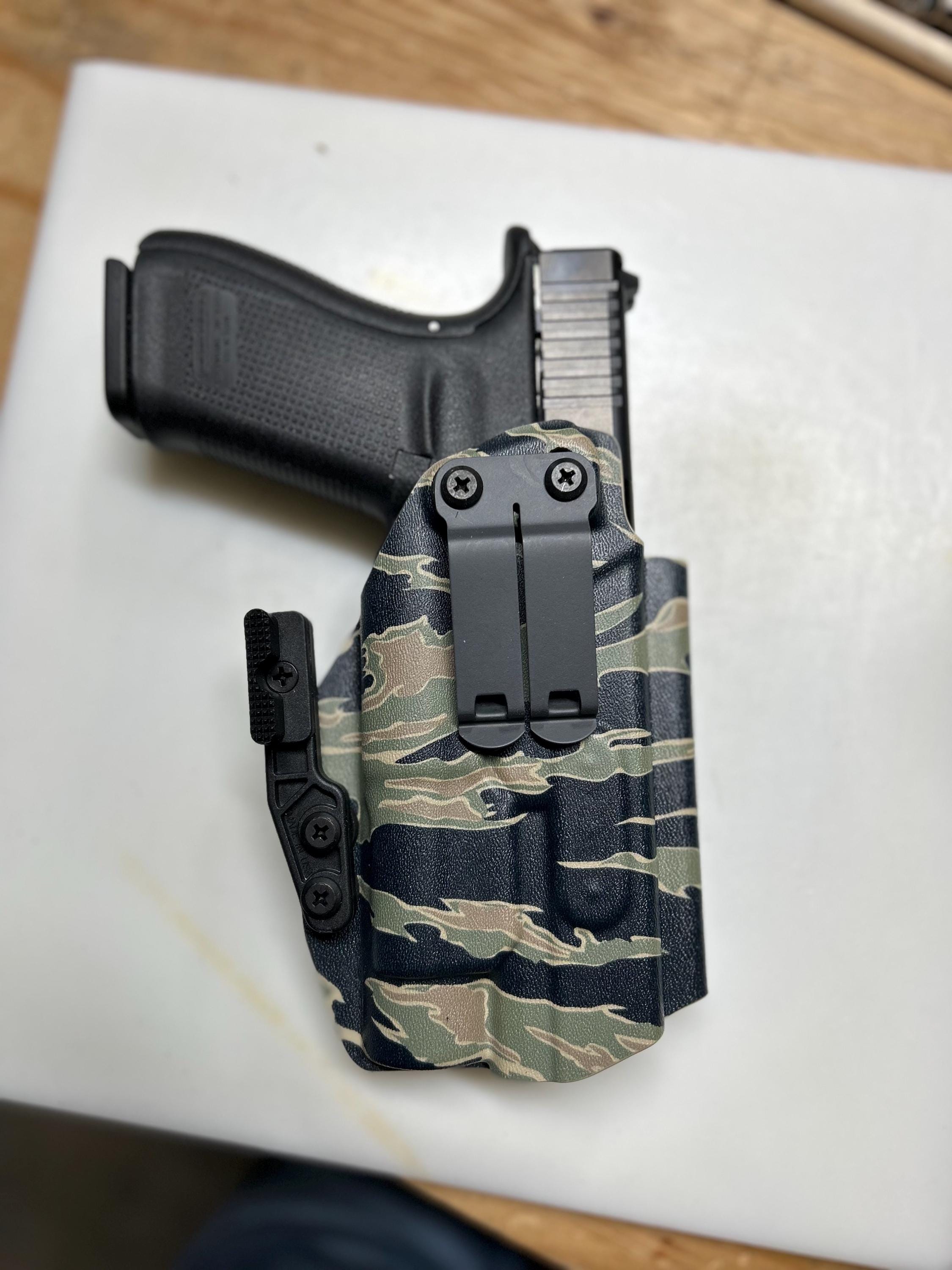 Surefire flashlight holster - Etsy 日本