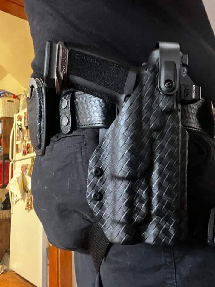 Glock 19 ガスガン 2マガジン、ホルスター、収納ケース等 Amazon.co.jp: Blade-Tech Holsters OWB ダブルマガジンポーチ