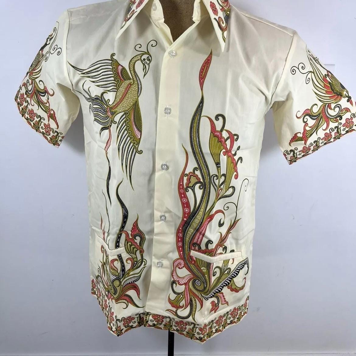 Vintage New Old Stock Phoenix Swan Batik Keri's Medium Short Vintage New Old Stock Phoenix Swan Batik Keri's Medium Short