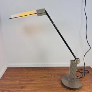 Alistro Favolo Table Lamp By E. Giamondi - Italy 1983 - Post Modern - Artemide