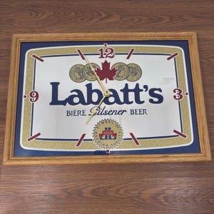 Vintage Labatt's Pilsener (pre-labatt Blue) Canada CLOCK