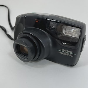 Pentax Zoom 105 Super 35mm Film Camera Point & Shoot Camera - Tested