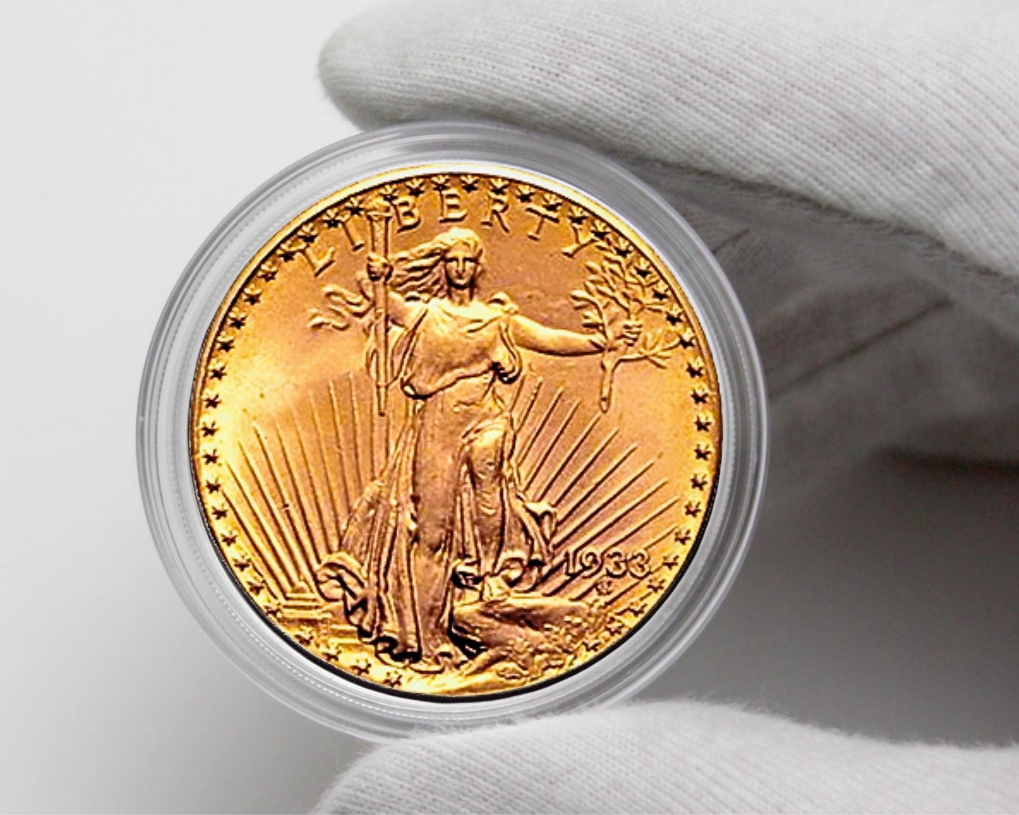 希少★金貨★ゴールドイーグル／リバティ★ファーストストライク　アメリカ ５ドル 2017年 $5 PCGS MS70 First Strike リバティヘッド金貨: アメリカの伝統の黄金の象徴