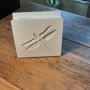 Porta tovaglioli in metallo con sagoma di libellula, portadocumenti o portadocumenti ispirato alla natura, decorazione da tavolo stravagante, regalo per l'arredamento della casa e dell'ufficio per gli amanti degli insetti