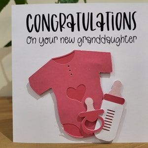 Handgemaakte nieuwe babykaart: aanpasbare felicitatiekaart voor nieuwe ouders, uniek kraamcadeau, gepersonaliseerde pasgeboren groet