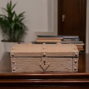 Treasure Chest Trinket Box Medieval jewelry Box | Vintage Earring Ring Case Necklace Organizer Storage Keepsake Box Birthday Gift Home Decor