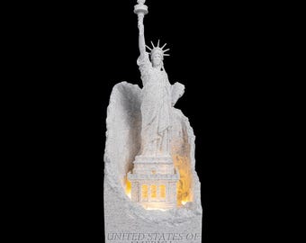 Statue of Liberty Figurine, New York City Souvenir, Miniature Landmark Sculpture, Light Up NYC Lamp, 15 cm or 24 cm