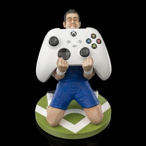 PS5/PS4/XBOX Controller Stand | Football Goal Celebration Design | Console Controller Holder | Victory Pose Gaming Accessory | Stand Display