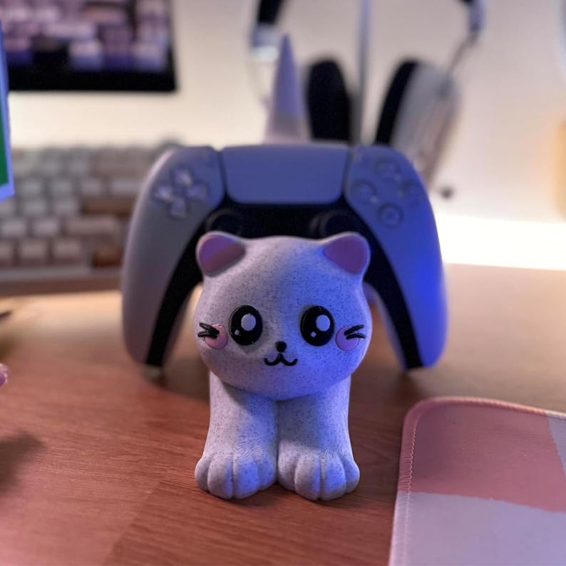 PS5/PS4/XBOX Controller Stand | Cute Cat Stand | Unique Console Kitten Design | Smartphone & Controller Holder | Kitty Gaming Accessory image 3