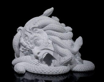 Tour et plateau pour lancer les dés Medusa | Tour de dés Snake Head Convient pour les jeux de société + les jeux D&D + RPG | Amateurs de mythologie grecque antique