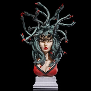 Articulated Enchant Medusa Kinetic snakes | Unique Mythological Home decor with Movable Snakes