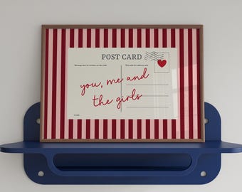 Postal "Tú, yo y las chicas": Arte mural con tipografía dibujada a mano (Descarga digital)