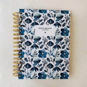 HEALTH Tracking Journal: 6 Monate medizinisches Gesundheitsjournal. Chronische Krankheit, Post-Krebs, Autoimmun (MS, RA), psychische Gesundheit. Leistes Etikett.