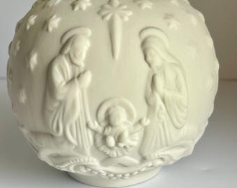 Lenox Ornamental Glow Nativity Votive Candle Holder, Vintage Christmas Decor, Religious Holiday Home Decor, Collectible Gift