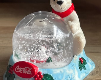 Vintage Coca-Cola Polar Bear Snow Globe  Hardee's Collectible Advertising 2003