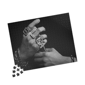 Min yoongi deals rings