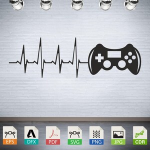Puede incluir: Un diseño gráfico en blanco y negro de un mando de videojuego con una línea de latido del corazón conectada a él. El diseño está sobre un fondo de pared de ladrillo blanco.