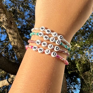 Pulseiras WWJD