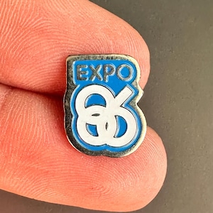 World Expo 86 Vancouver BC British Columbia City 1986 Canada enamel lapel Pin Badge brooch
