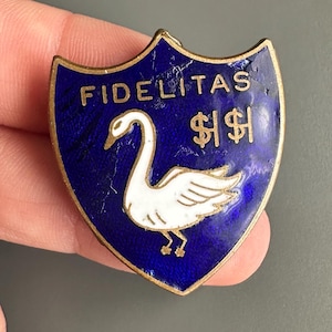 1930s Fidelitas blue shield white swan enamel lapel pin badge brooch