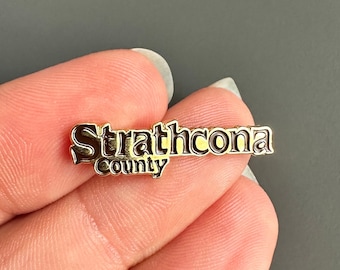 Vintage Strathcona County Alberta Canada enamel lapel Pin badge brooch