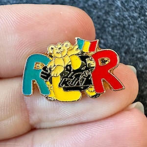 Racing League Romania RLR motorbike motorsports enamel lapel pin badge