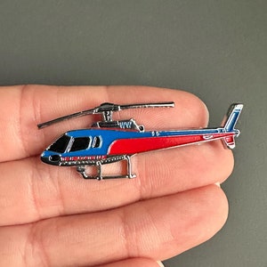 The Helicopter Line New Zealand Airlines Aerospatiale 350 B Squirrel Enamel Metal lapel pin badge brooch