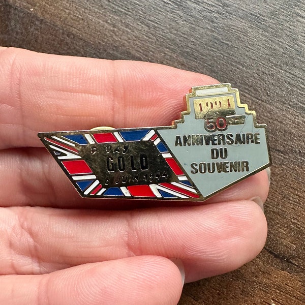 1994 Normandy landings "Operation Overlord" (D-DAY) landing operations World War II enamel lapel pin badge brooch