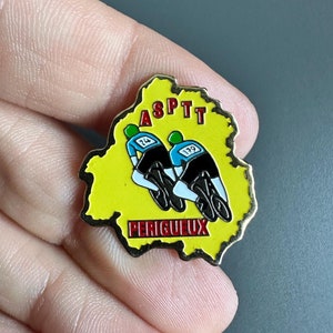 Vintage ASPTT Perigueux bicycle racing road bike enamel lapel Pin badge French Cycling race
