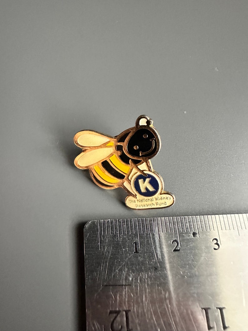 Bee Flying insect The National Kidney Research fund charity enamel lapel pin badge brooch image 4