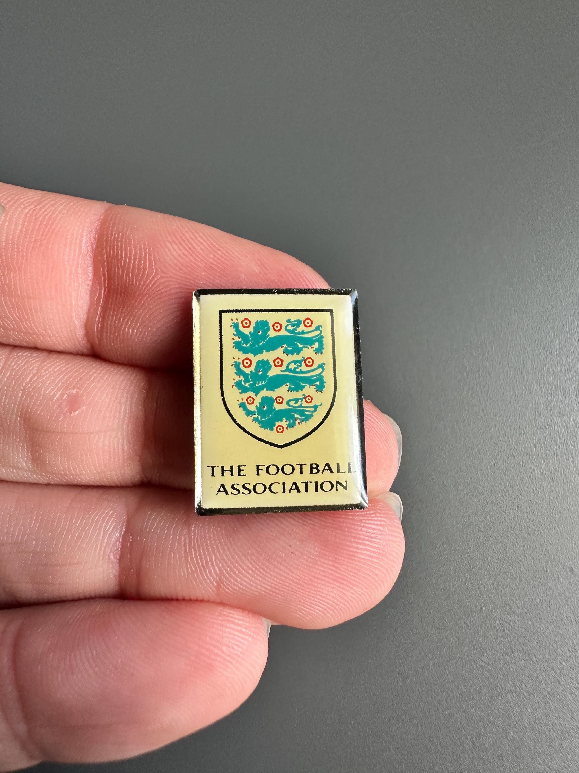 Pin's football collector vintage du Fair Play UEFA - Collection