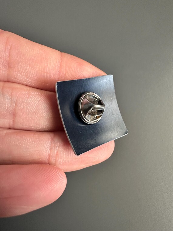 Retro curved patterned graphic design geometric s… - image 2