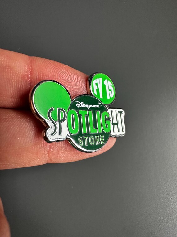 FY 15 Disney Spotlight Store Cast Member Exclusive Mickey Mouse Trading Enamel Lapel Pin badge brooch View 2