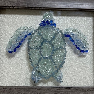 Tortuga marina hecha de vidrio triturado, arte de la pared del océano, decoración del baño para estante, regalo de cumpleaños hecho a mano, mensaje de regalo personalizado del Día de la Madre