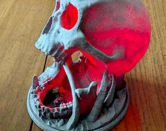 Torre de dados con calavera luminosa: incluye cargador, LED y batería de aleación nueva.