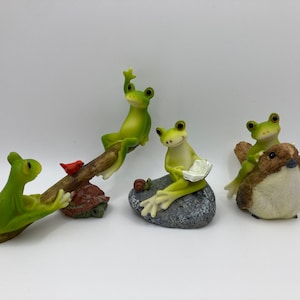 Cute Frog Figurine Adorable Toad Fairy Garden Miniatures Craft Item