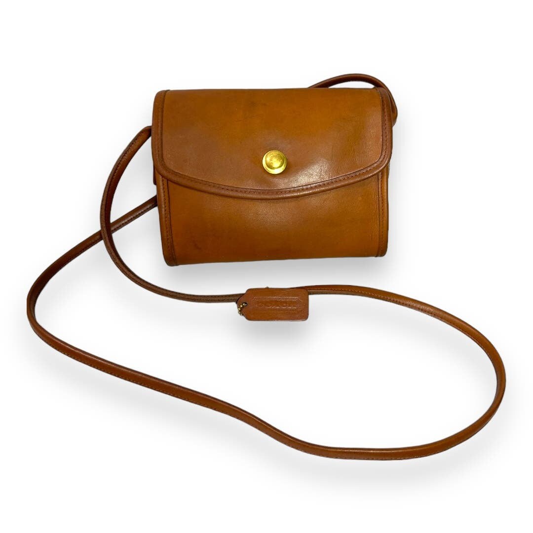 Vintage Coach Chrystie British Tan Leather Crossbody Bag Purse 90s 