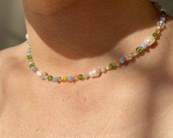 Perlenkette mit echten Süßwasserperlen und Rocailles, handgemachter Schmuck, Rocailles Perlenkette