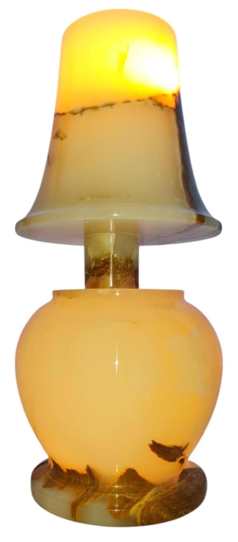 Handgjord bordslampa i vit onyx: Glödande stendekor med dubbelt ljus bild 6