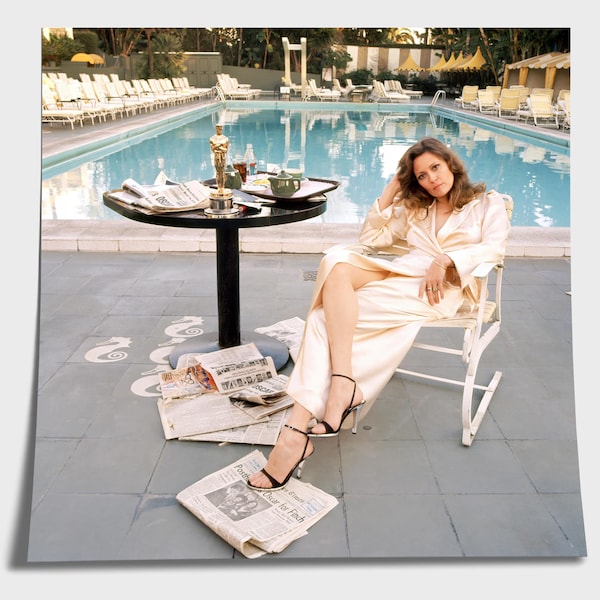 Faye Dunaway (Oscar Winner) Print - Beverly Hills Hotel Pool Los Angeles Wall Art Photo Decor