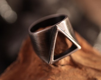 MOTO・ COMTEMPORARY NATIVE TRIANGLE RING CLEO KALLESTEWA Multi Stone Inlay Native American Zuni Ring