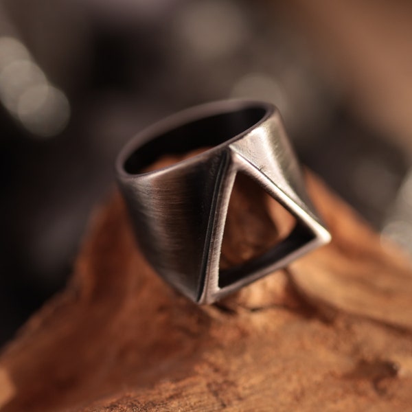 Hollow triangle ring, brushed oxidised stainless steel ring, fashion stainless steel jewelry, unique design dark grey matte ring