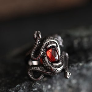 Gothic Double Snake Ring: Stainless Steel Ruby-Style Stone